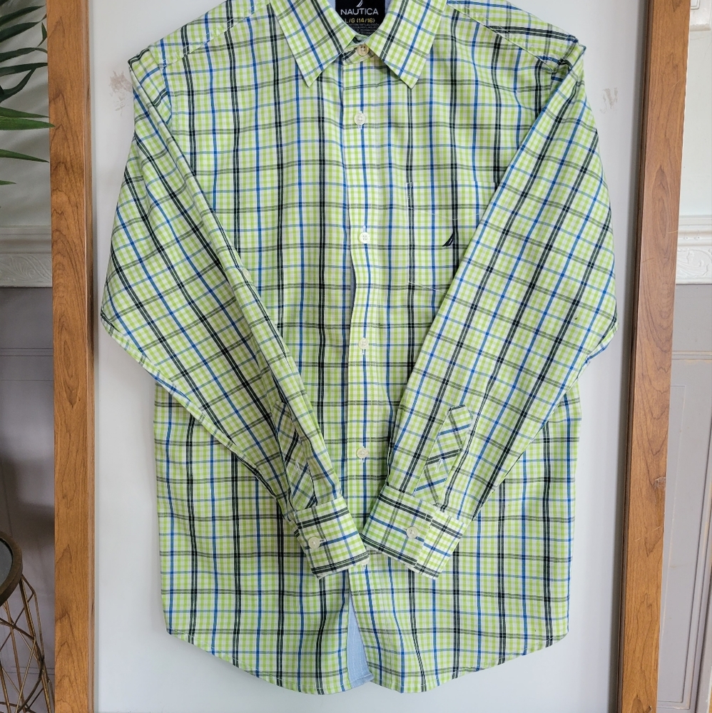 Nautica Boys button-up Shirt